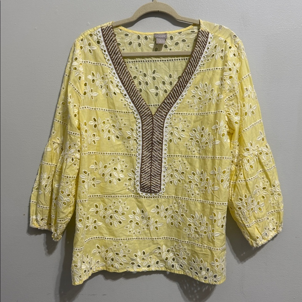 Chicos Yellow Eyelet Beaded V Neck Quarter Sleeve Blouse Size 3